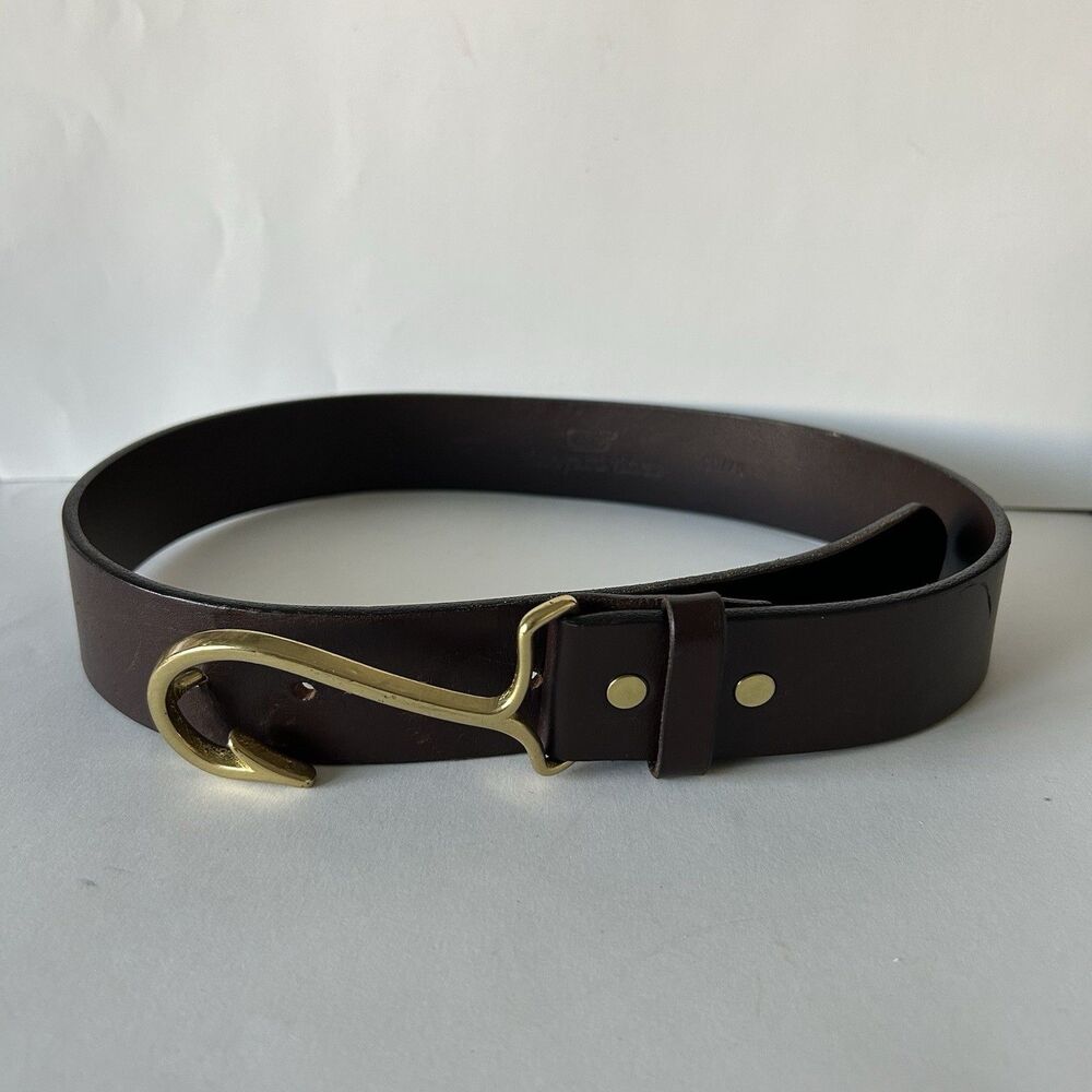 Vineyard Vines Mens Brown Leather Belt Brass Fish Hook Buckle Made in USA Sz 30